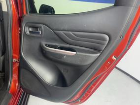 Photo '19' of Mitsubishi Triton