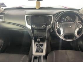 Photo '17' of Mitsubishi Triton