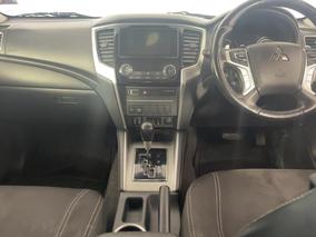 Photo '18' of Mitsubishi Triton