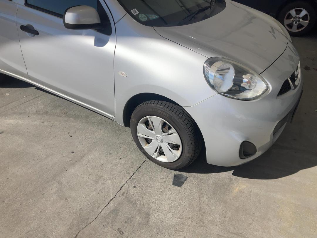 Photo '2' of Nissan March