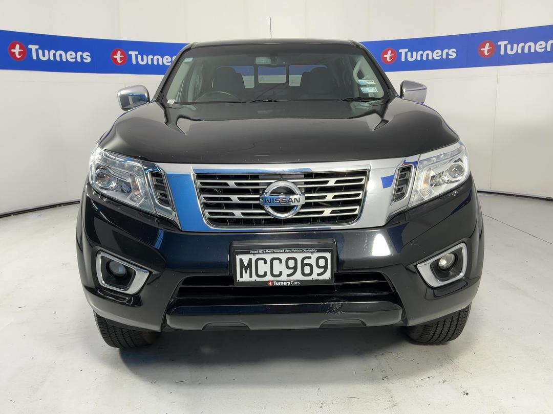 Photo '2' of Nissan Navara