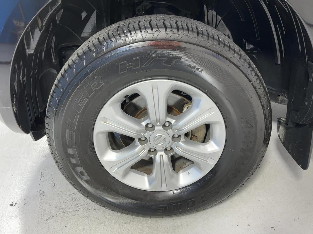 Photo '10' of Nissan Navara