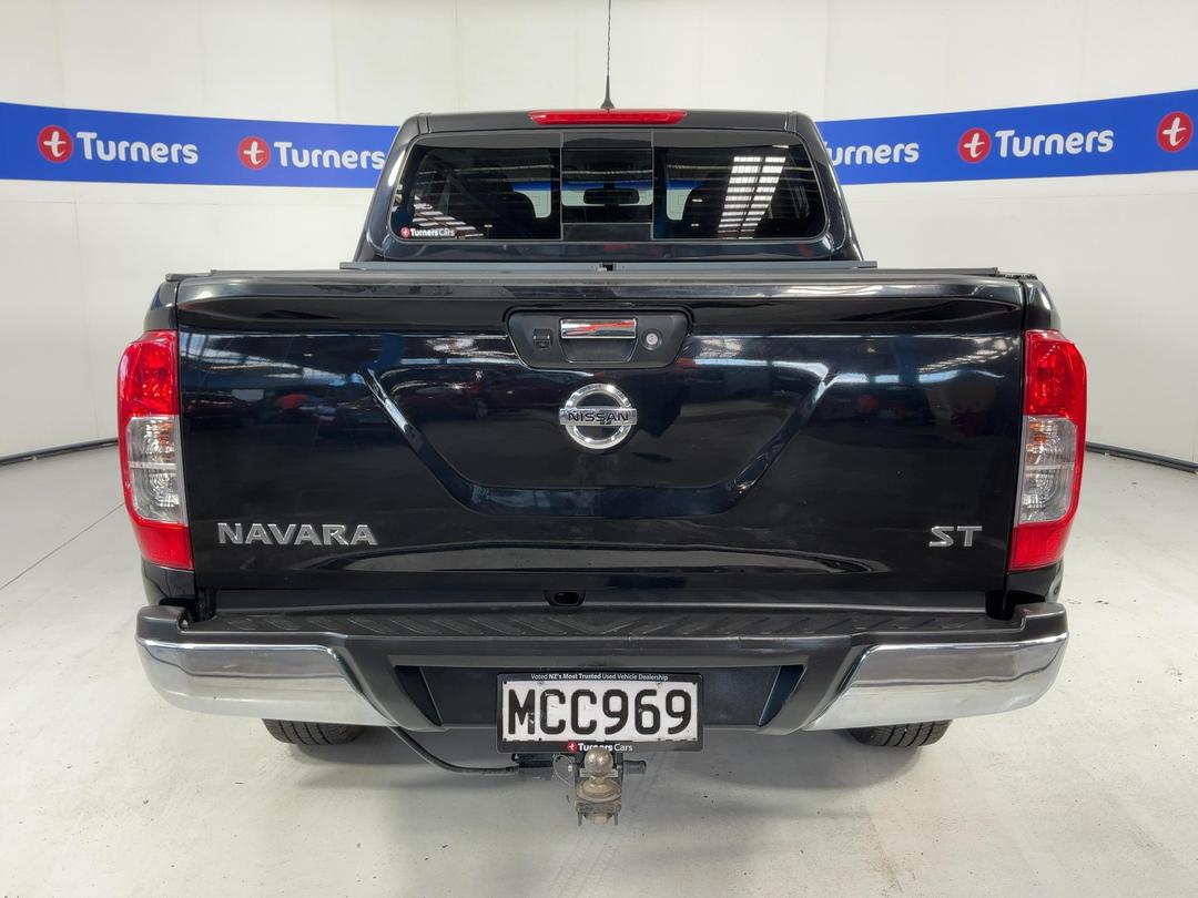 Photo '6' of Nissan Navara