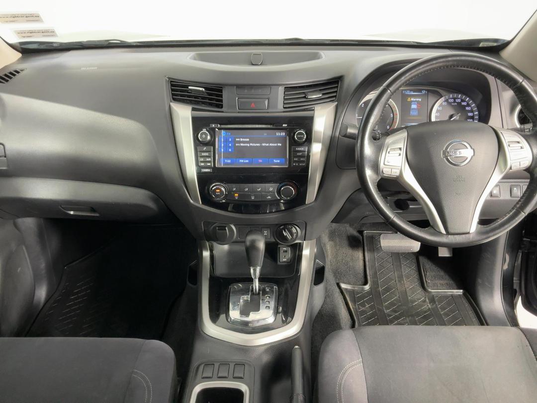 Photo '17' of Nissan Navara