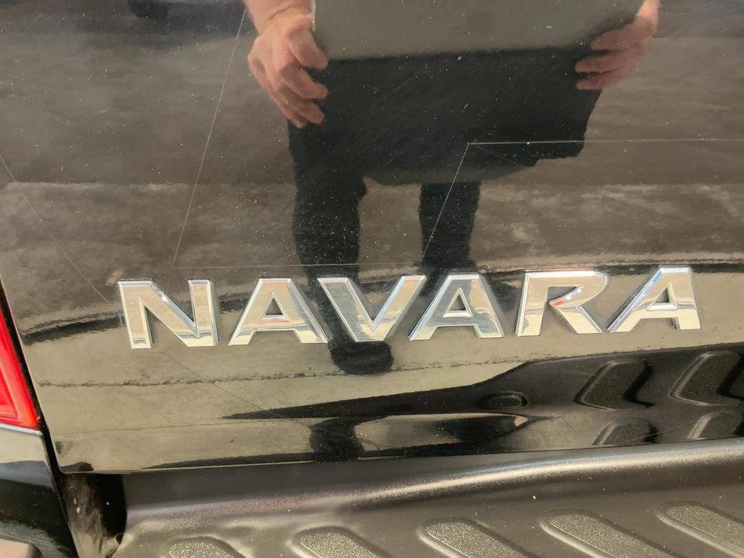 Photo '29' of Nissan Navara
