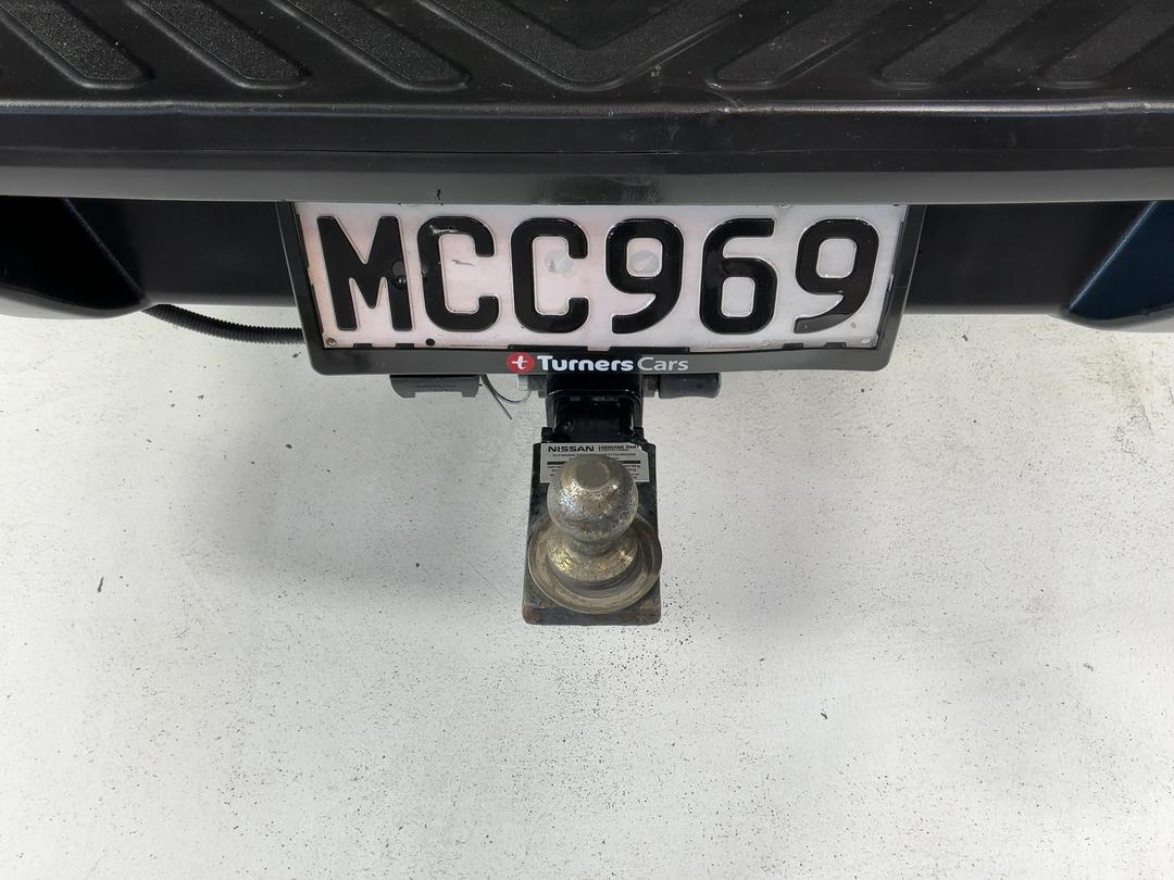 Photo '31' of Nissan Navara