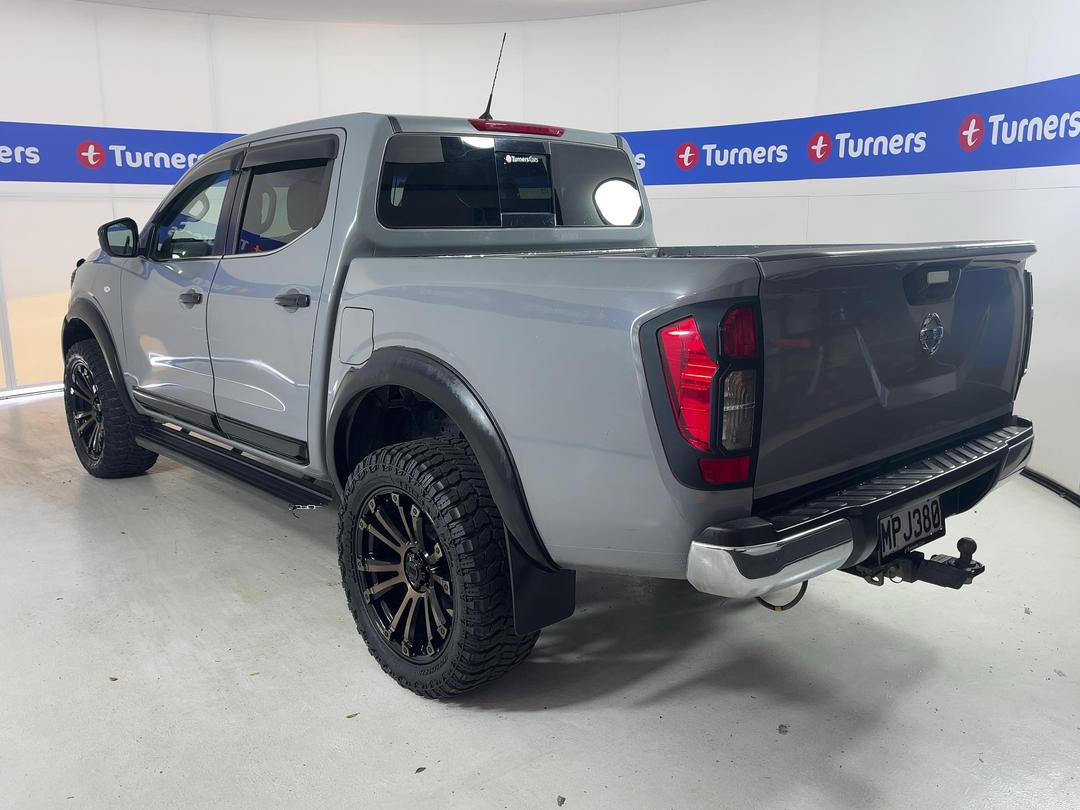 Photo '5' of Nissan Navara
