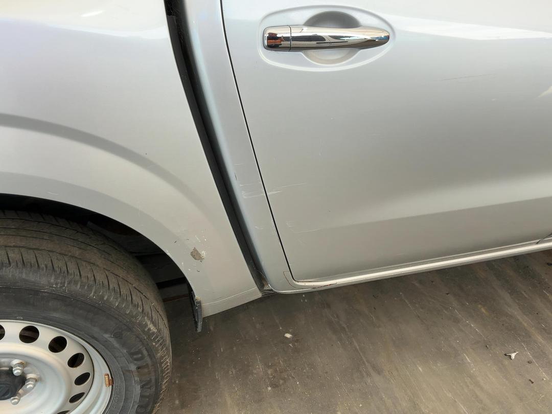 Photo '15' of Nissan Navara RX Photo '15' of Nissan Navara RX