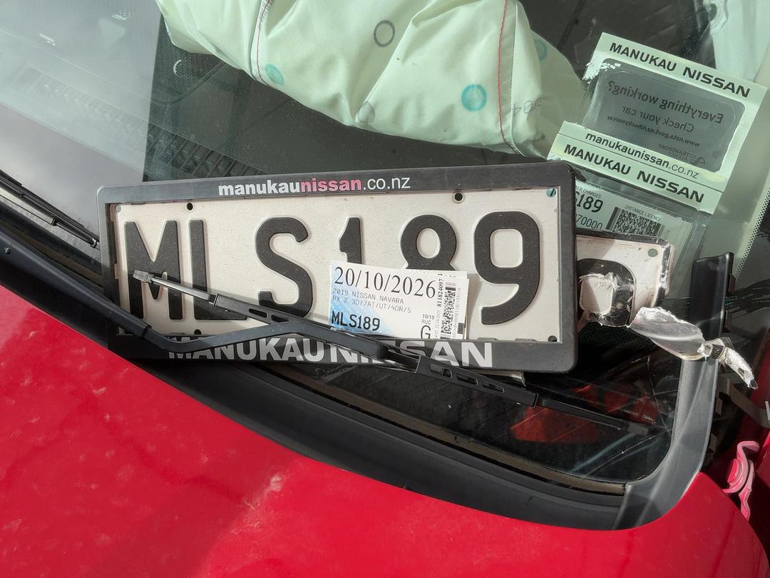 Photo '30' of Nissan Navara RX