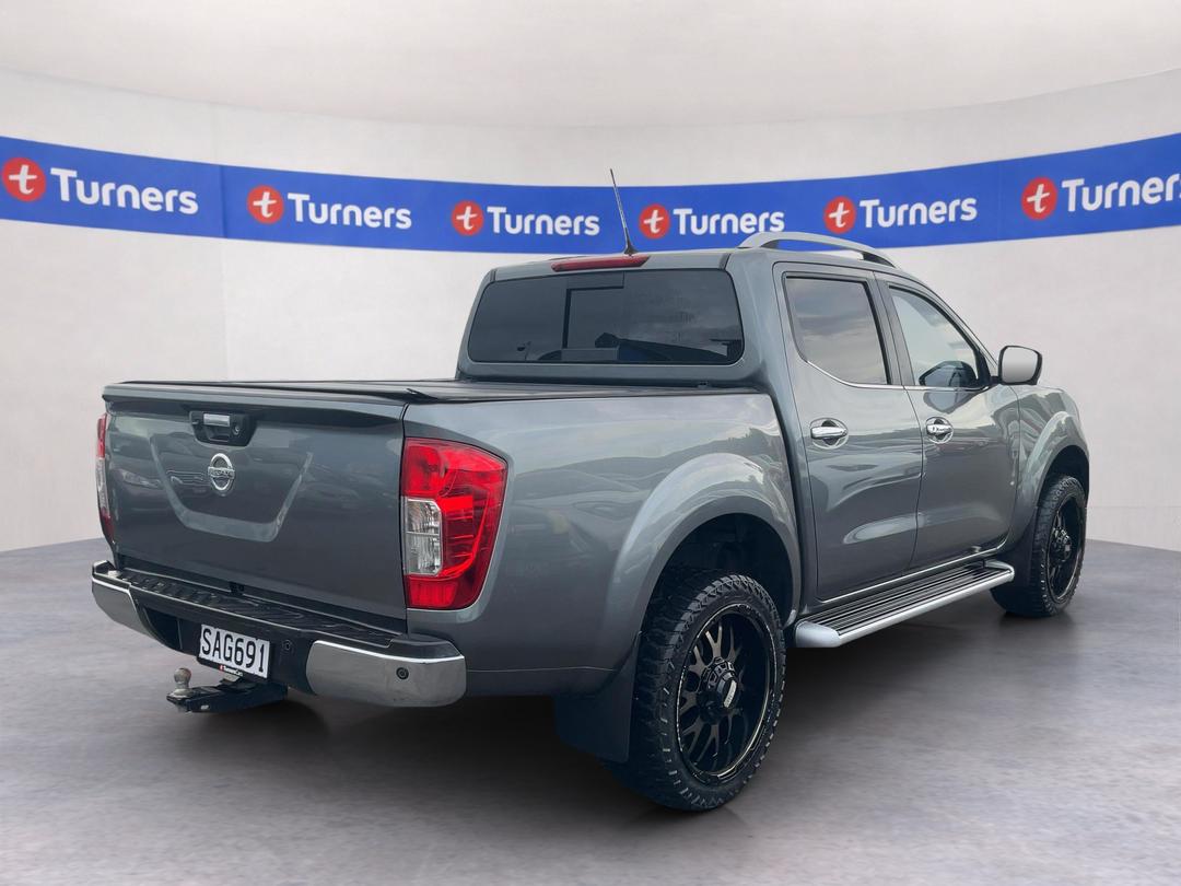 Photo '7' of Nissan Navara