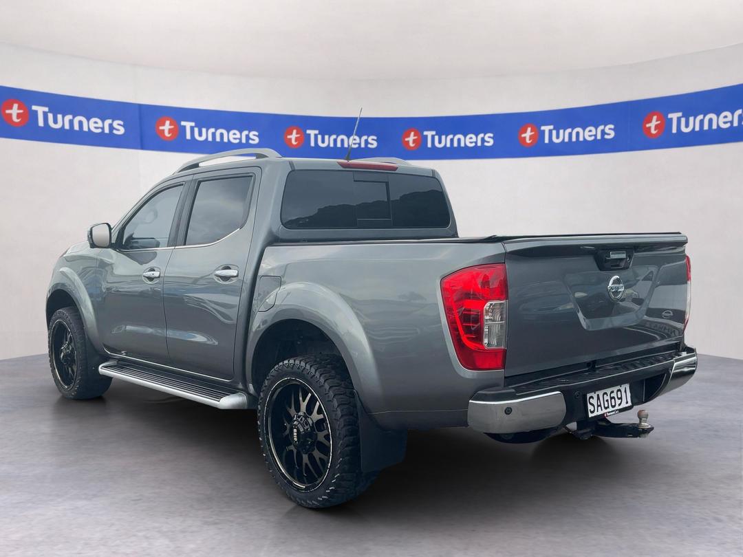 Photo '5' of Nissan Navara