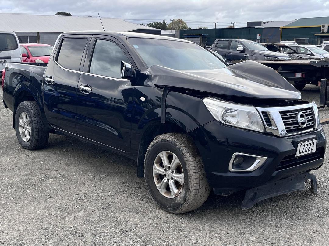 Photo '8' of Nissan Navara RX