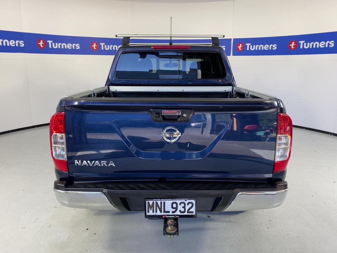 Photo '6' of Nissan Navara