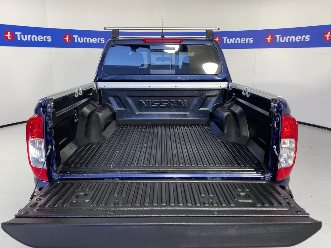Photo '14' of Nissan Navara