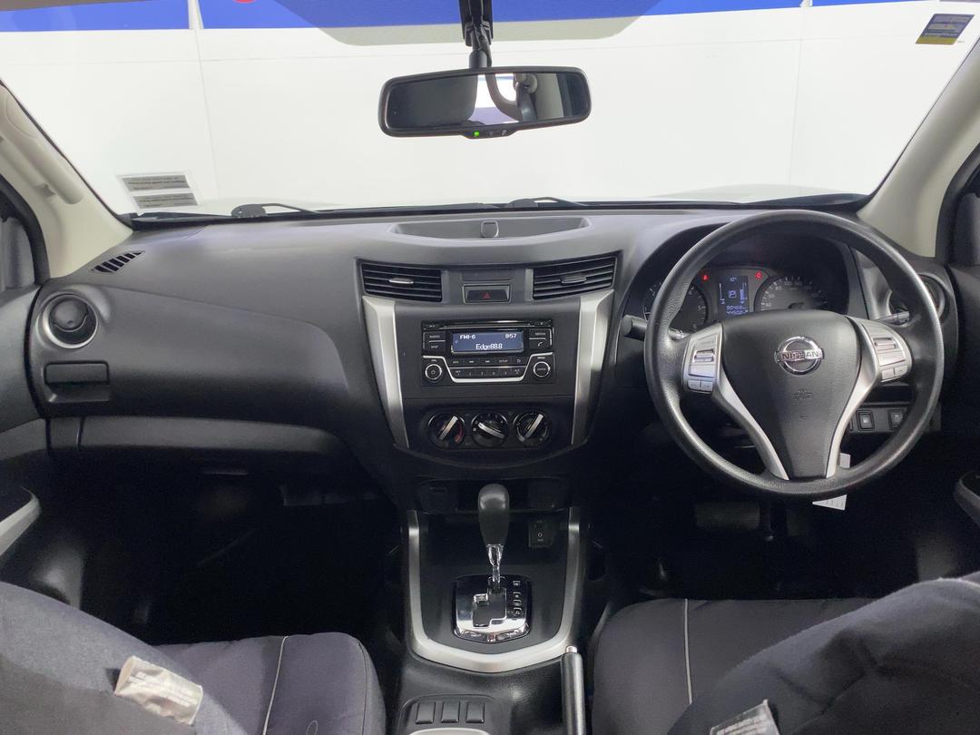 Photo '17' of Nissan Navara