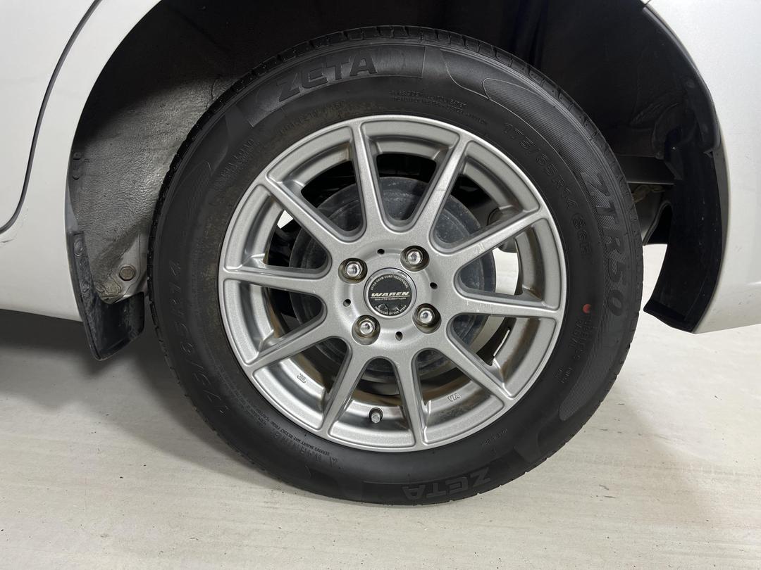 Photo '11' of Nissan Note