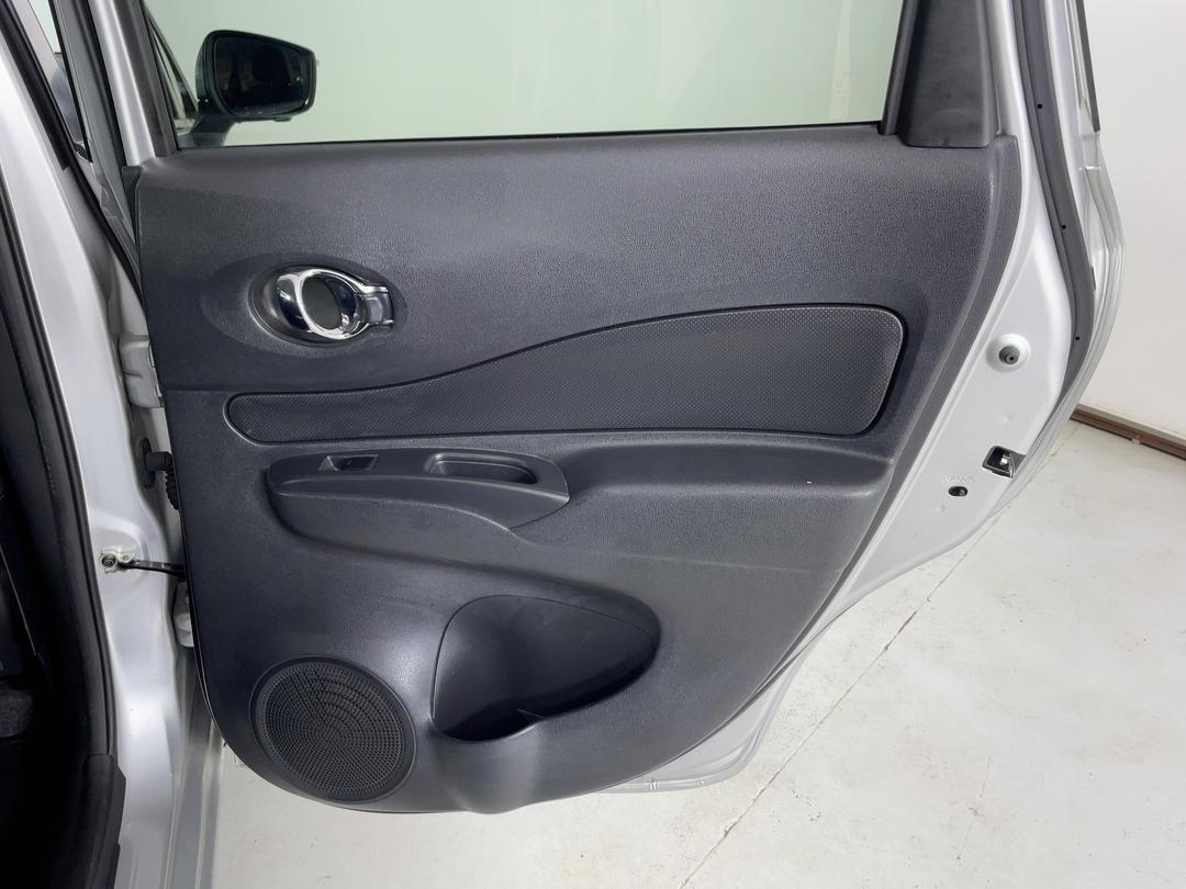 Photo '19' of Nissan Note