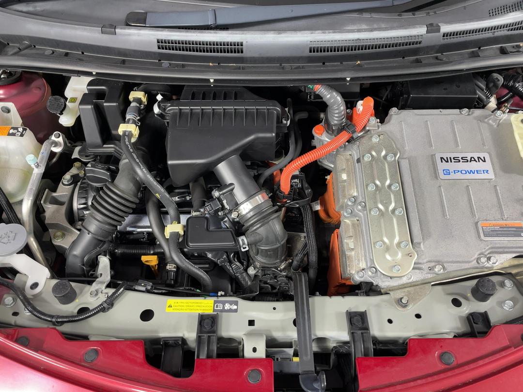 Photo '13' of Nissan Note