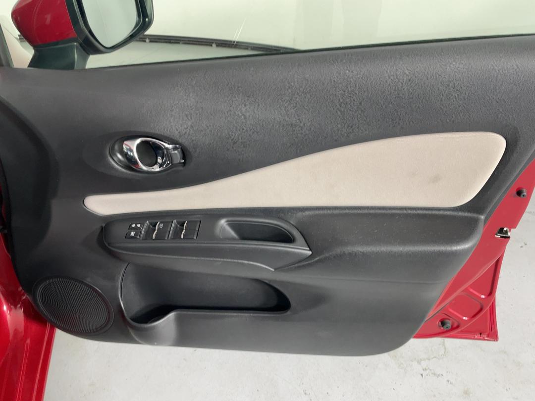 Photo '15' of Nissan Note