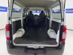 Photo '14' of Nissan NV350