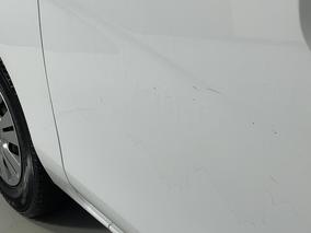 Photo '27' of Nissan NV350