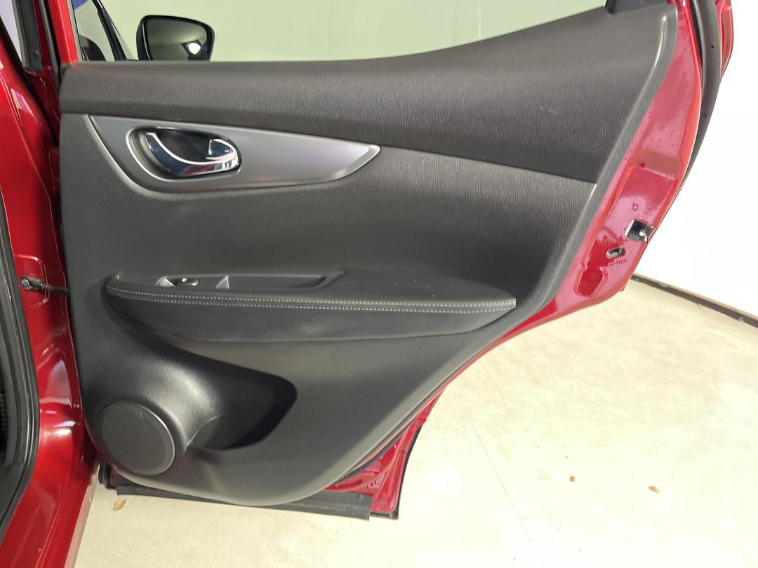 Photo '19' of Nissan Qashqai