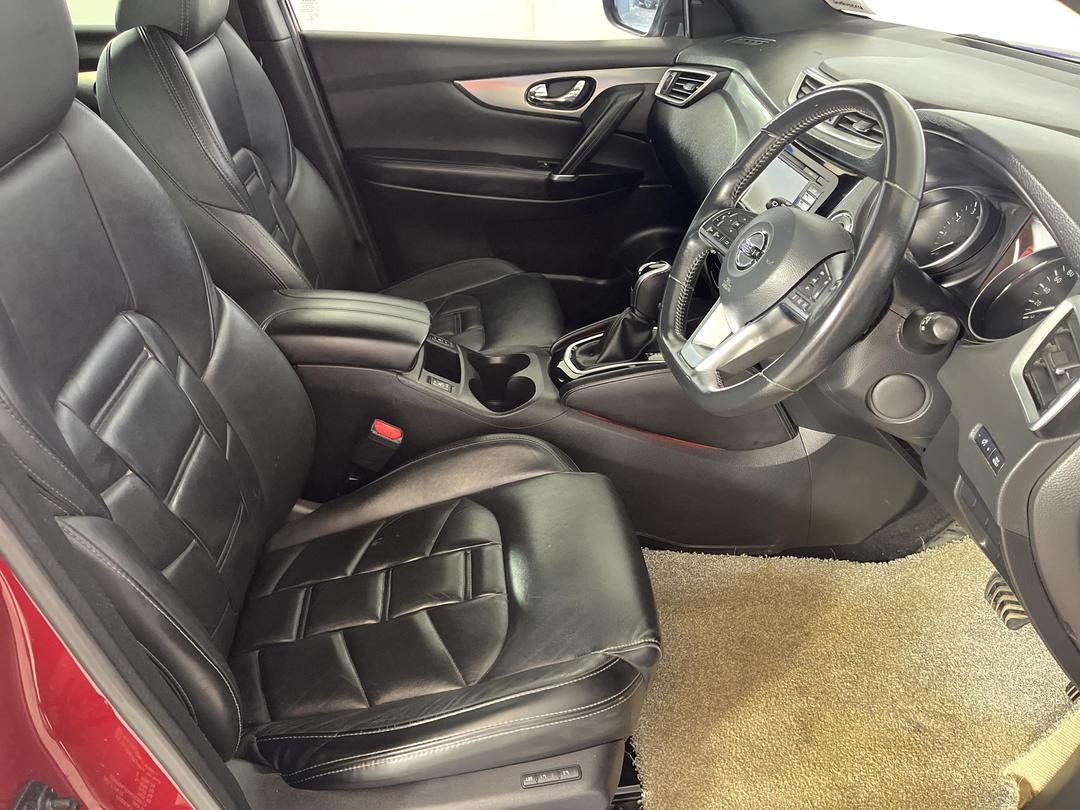 Photo '16' of Nissan Qashqai