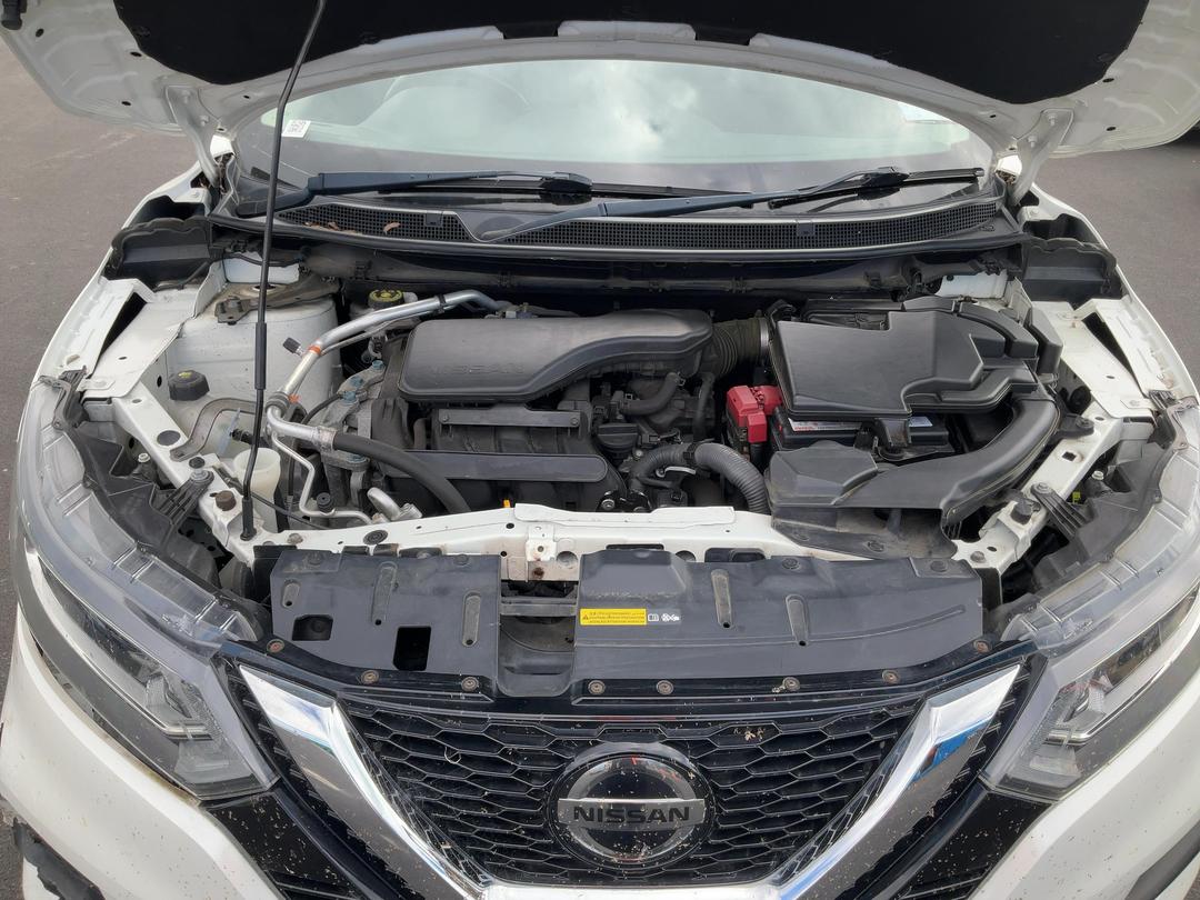 Photo '6' of Nissan Qashqai ST-L