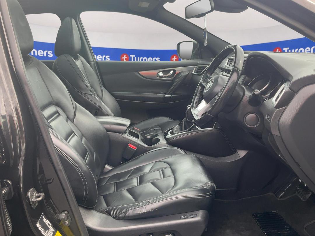 Photo '16' of Nissan Qashqai