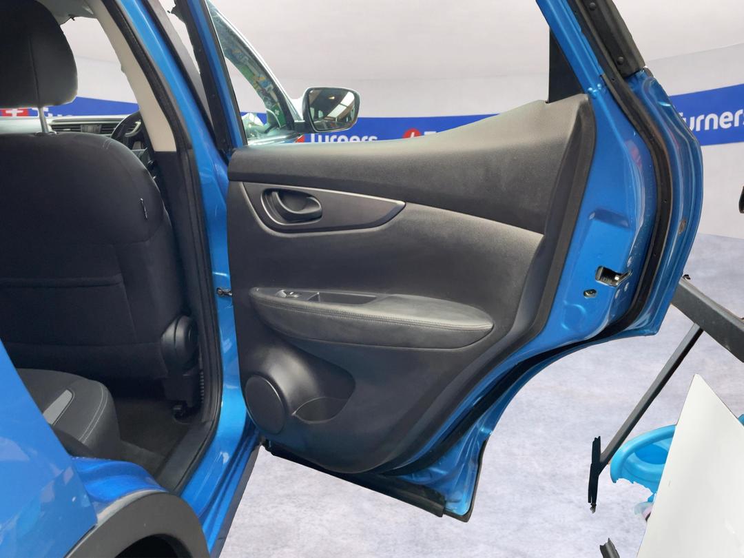 Photo '19' of Nissan Qashqai