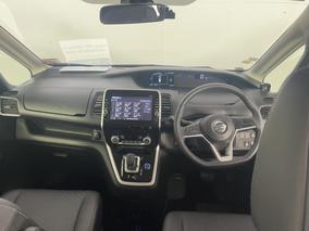Photo '17' of Nissan Serena