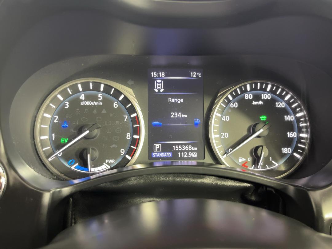 Photo '21' of Nissan Skyline