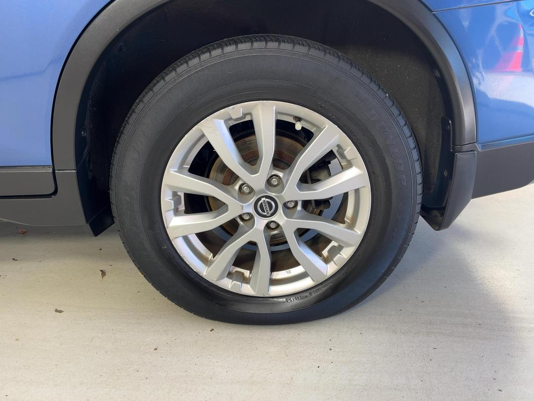 Photo '11' of Nissan X-Trail