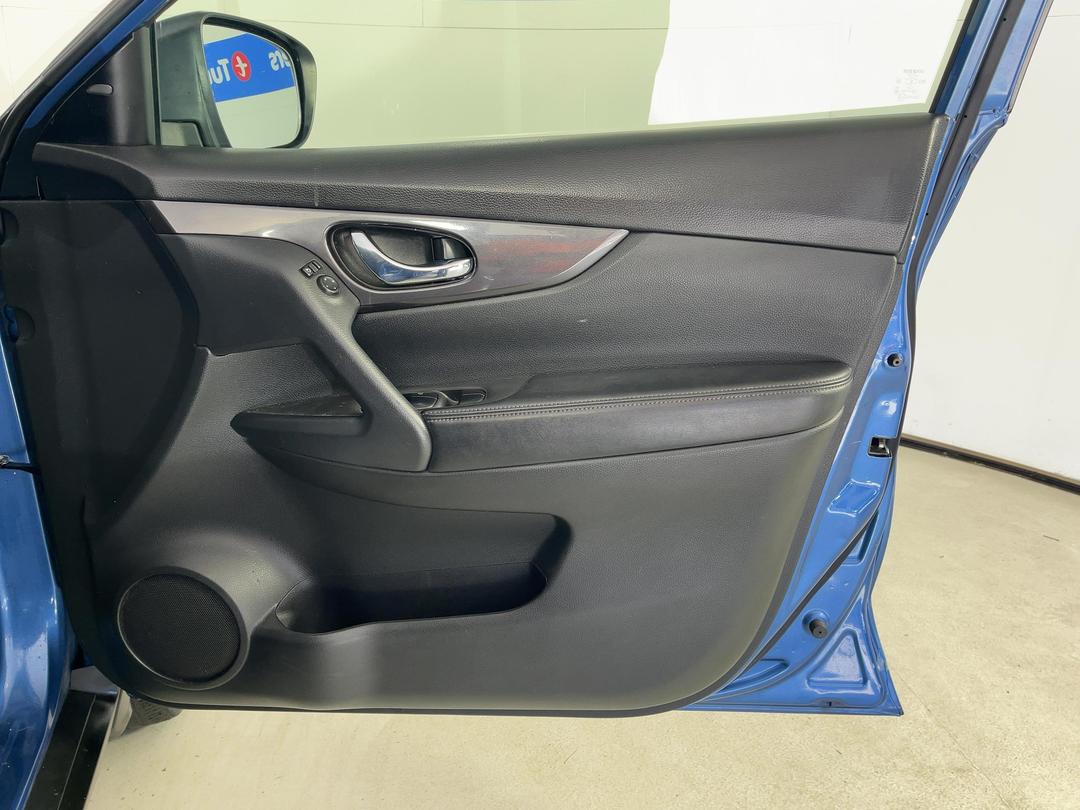 Photo '15' of Nissan X-Trail