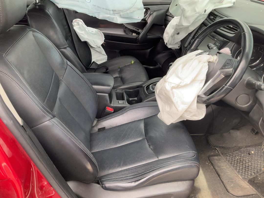 Photo '5' of Nissan X-Trail ST-L