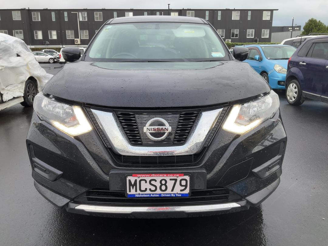 Photo '6' of Nissan X-Trail ST