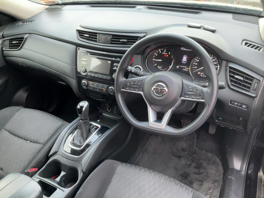 Photo '11' of Nissan X-Trail ST