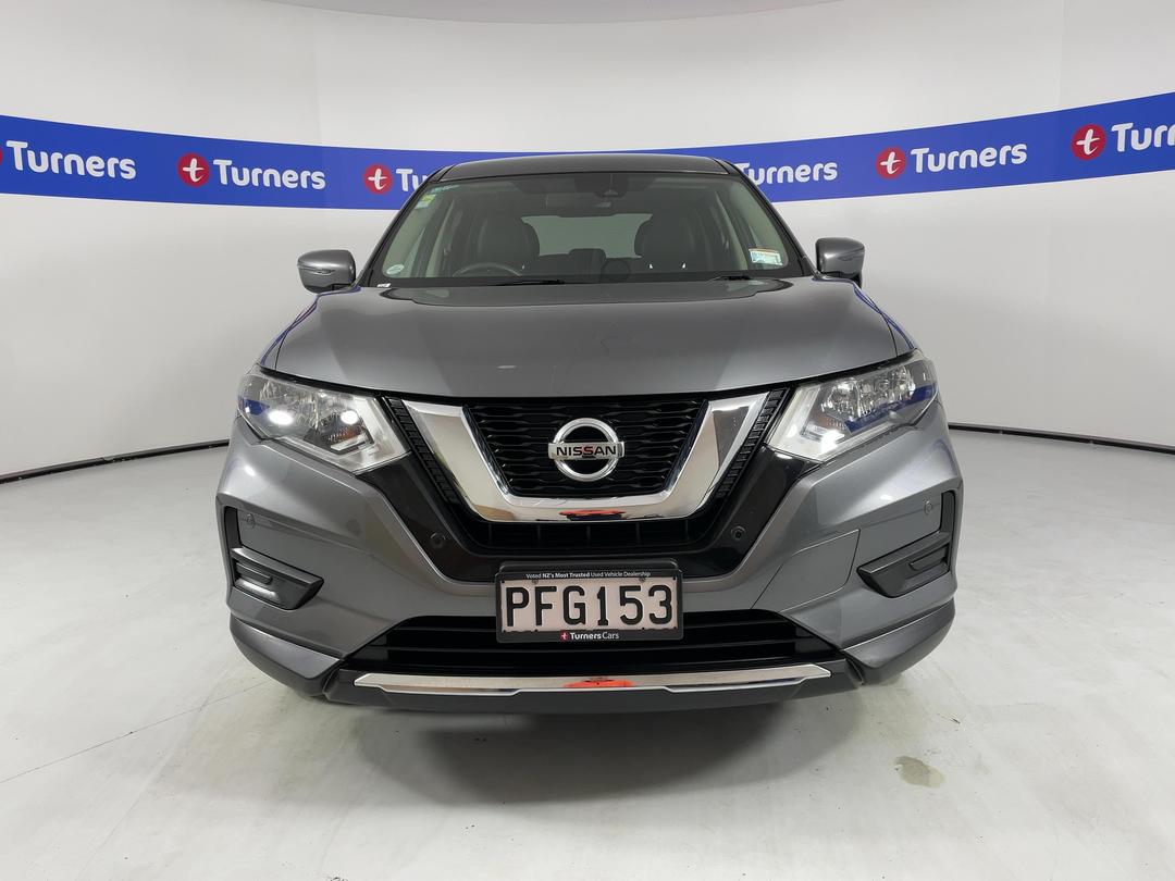 Photo '2' of Nissan X-Trail