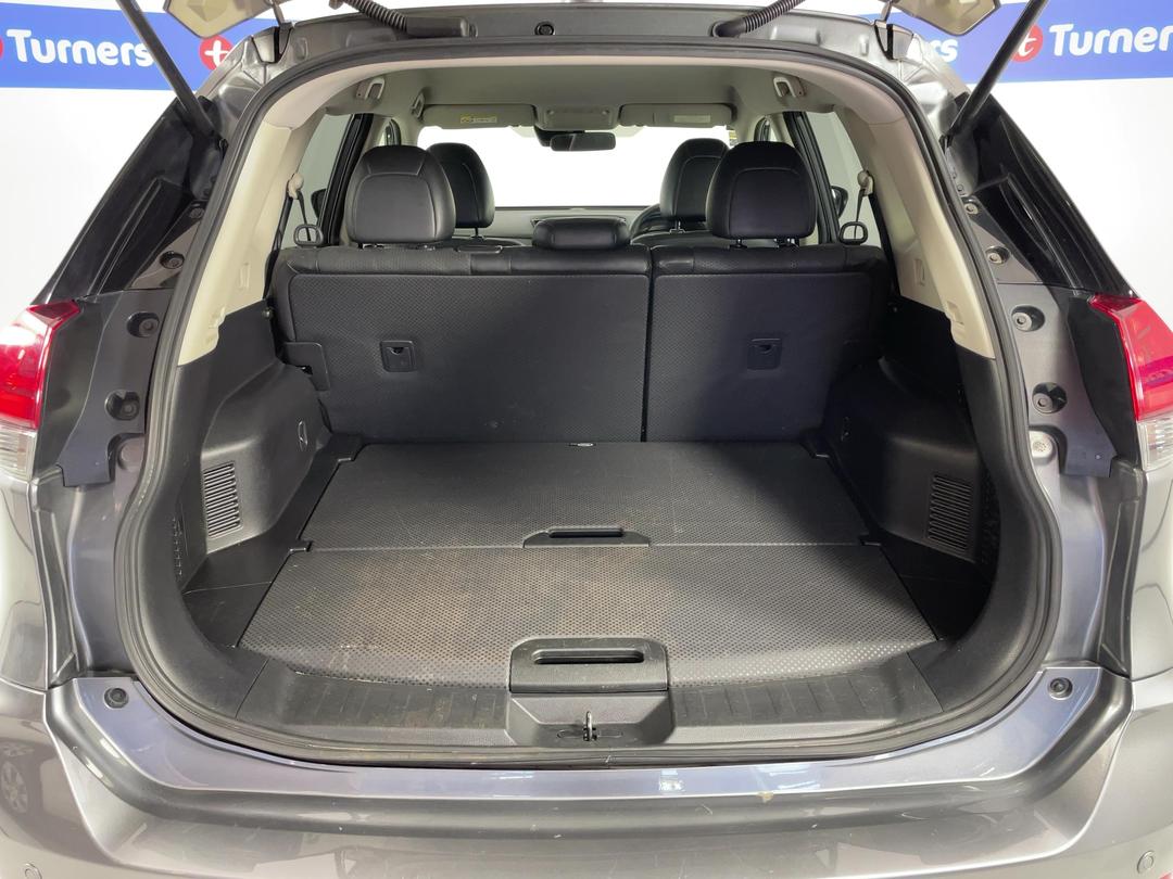 Photo '14' of Nissan X-Trail