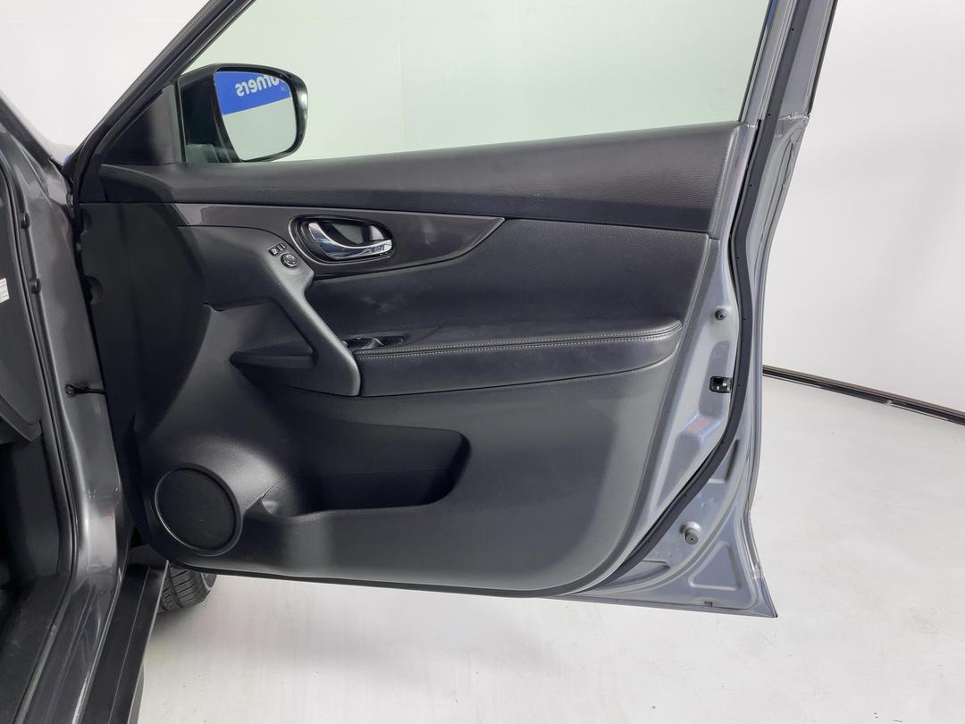 Photo '15' of Nissan X-Trail