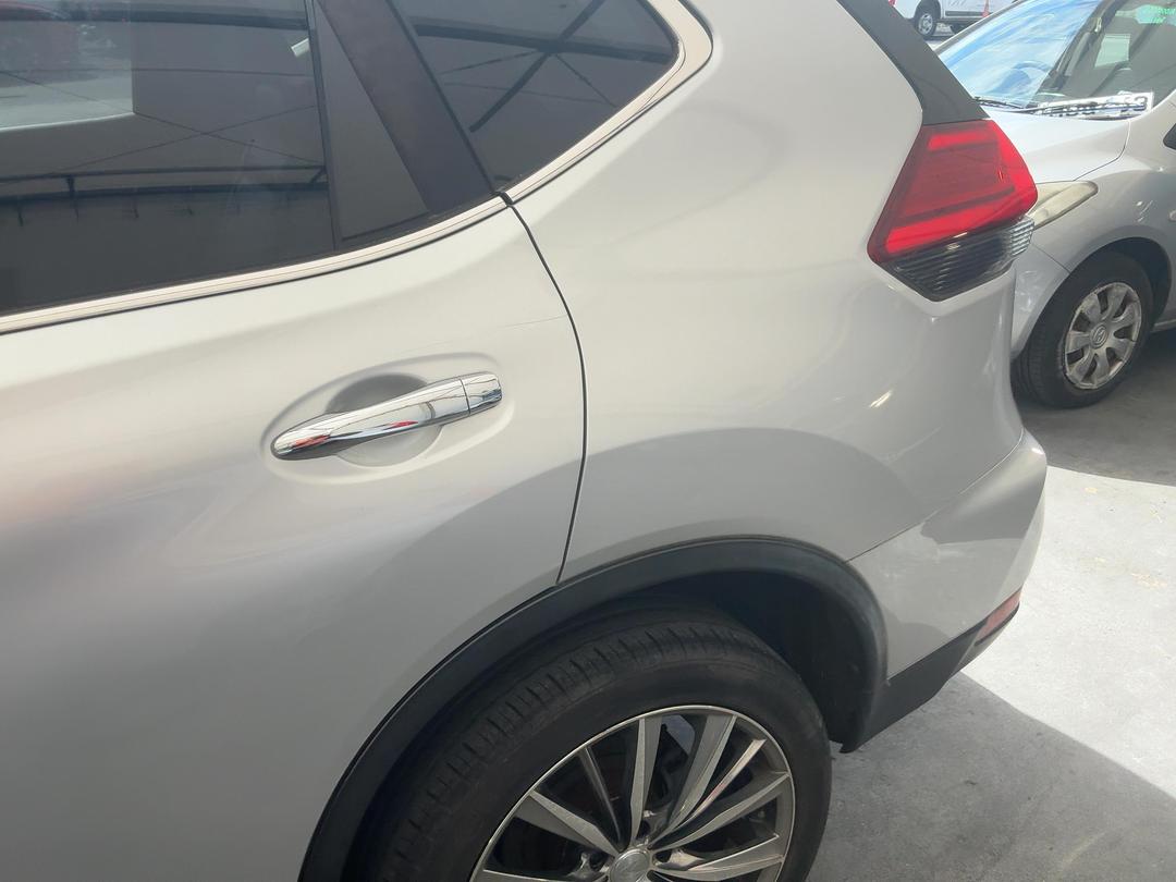 Photo '7' of Nissan X-Trail