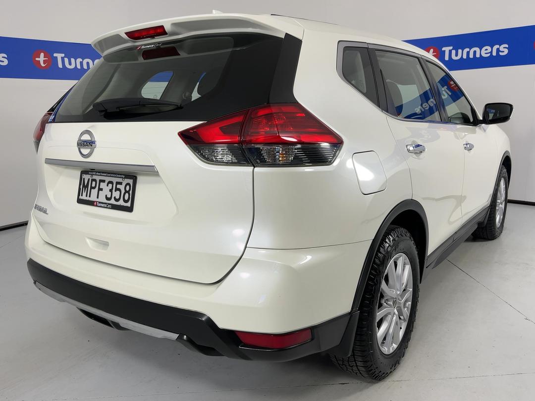Photo '7' of Nissan X-Trail