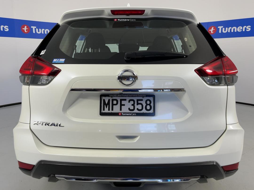Photo '6' of Nissan X-Trail