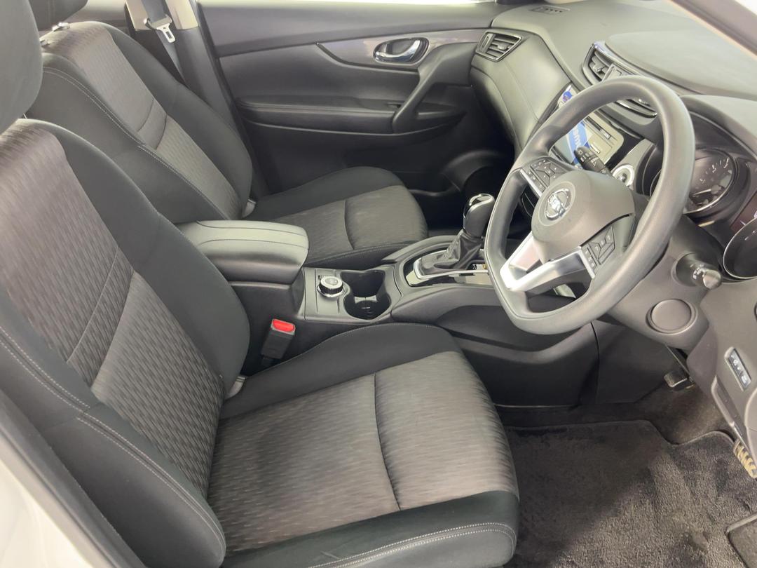 Photo '16' of Nissan X-Trail