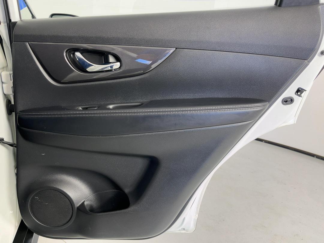 Photo '19' of Nissan X-Trail