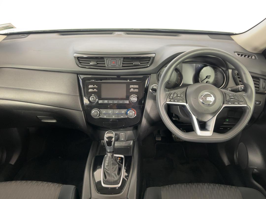 Photo '17' of Nissan X-Trail
