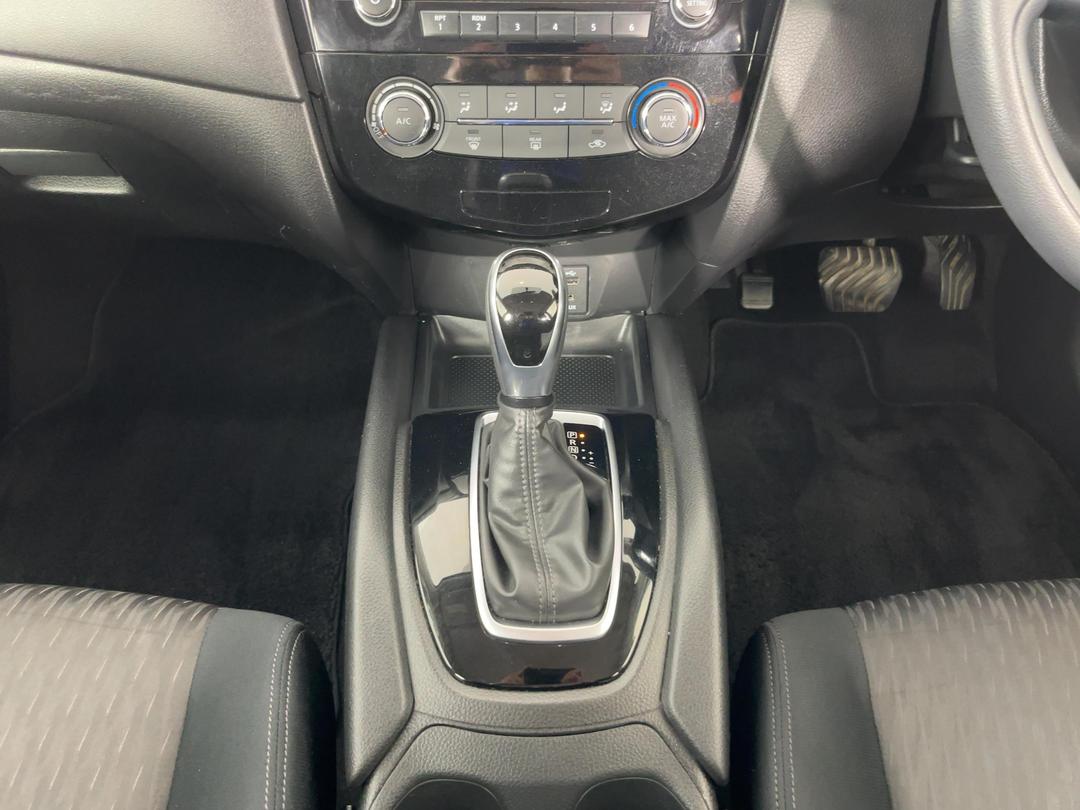Photo '18' of Nissan X-Trail