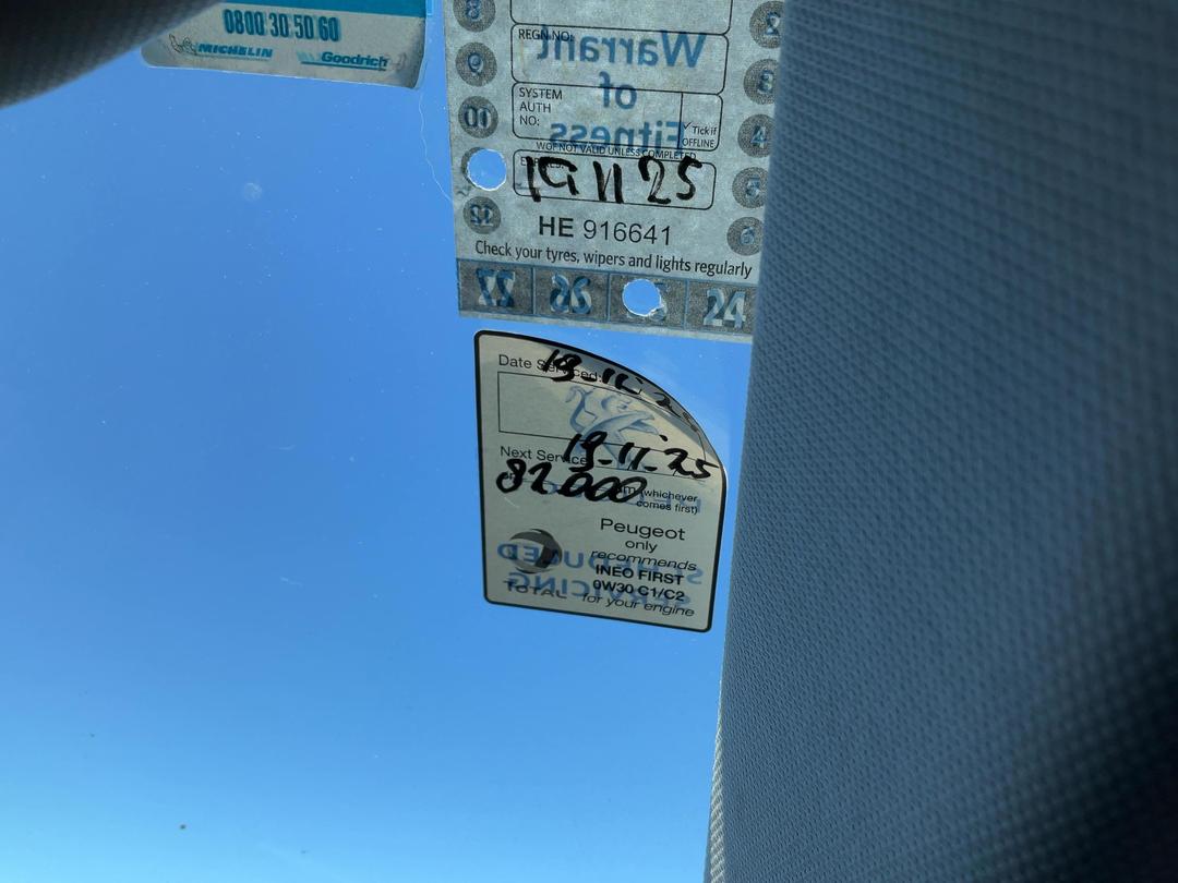 Photo '13' of Peugeot 3008 Active