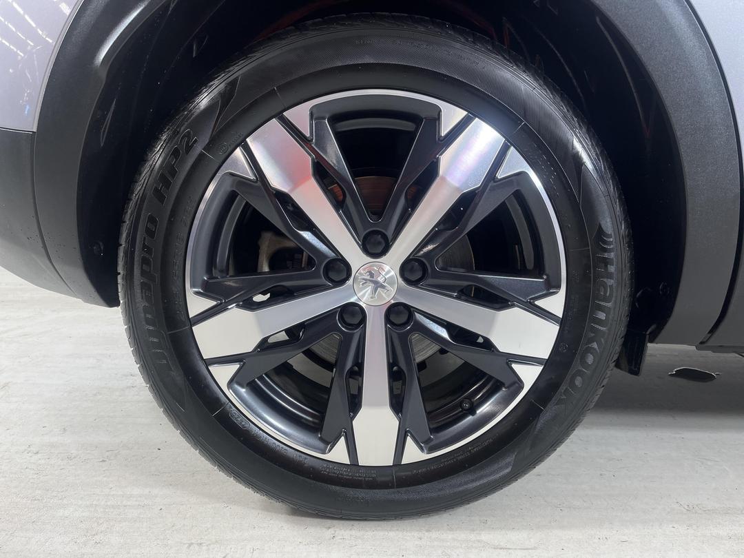 Photo '12' of Peugeot 3008