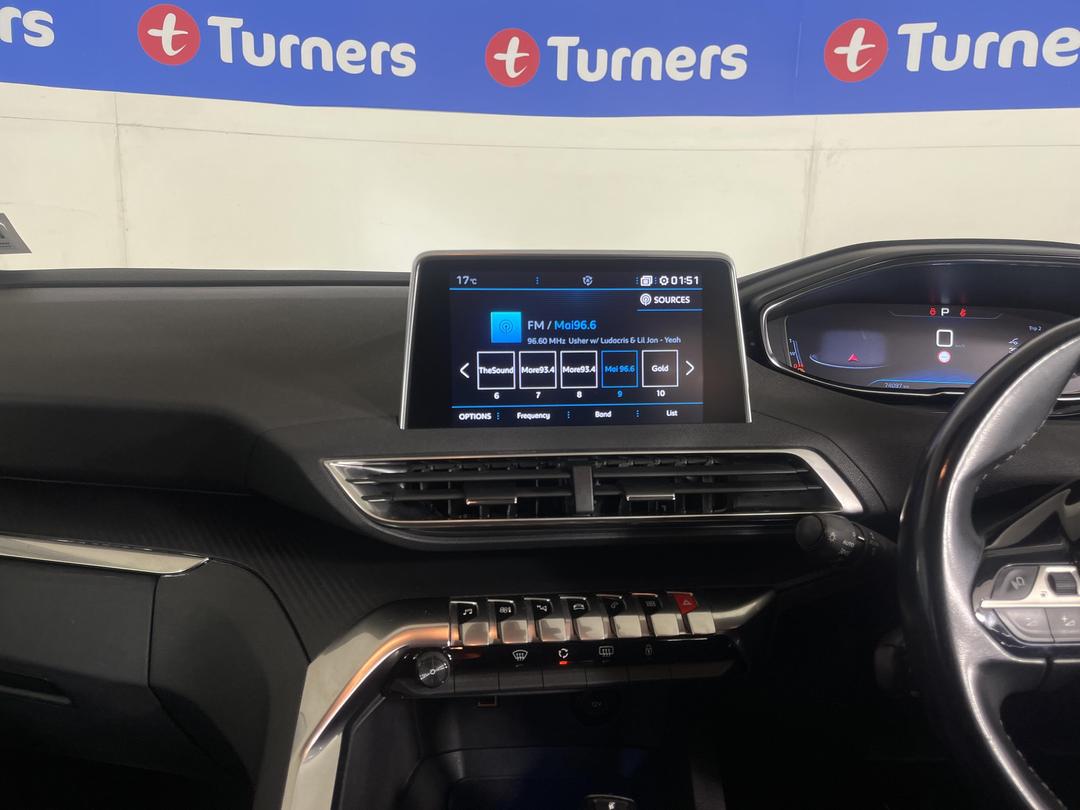 Photo '18' of Peugeot 3008